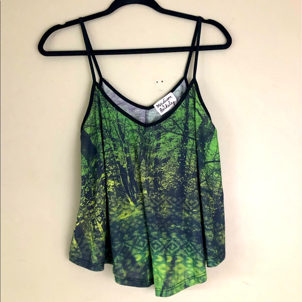 Madison & Berkeley Top
